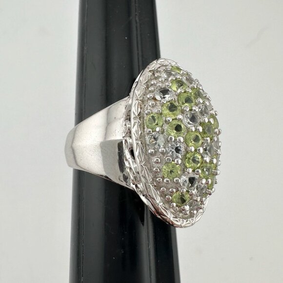 3 Carat Large and Beautiful Peridot Pave' Ring Size 7 - Picture 13 of 16
